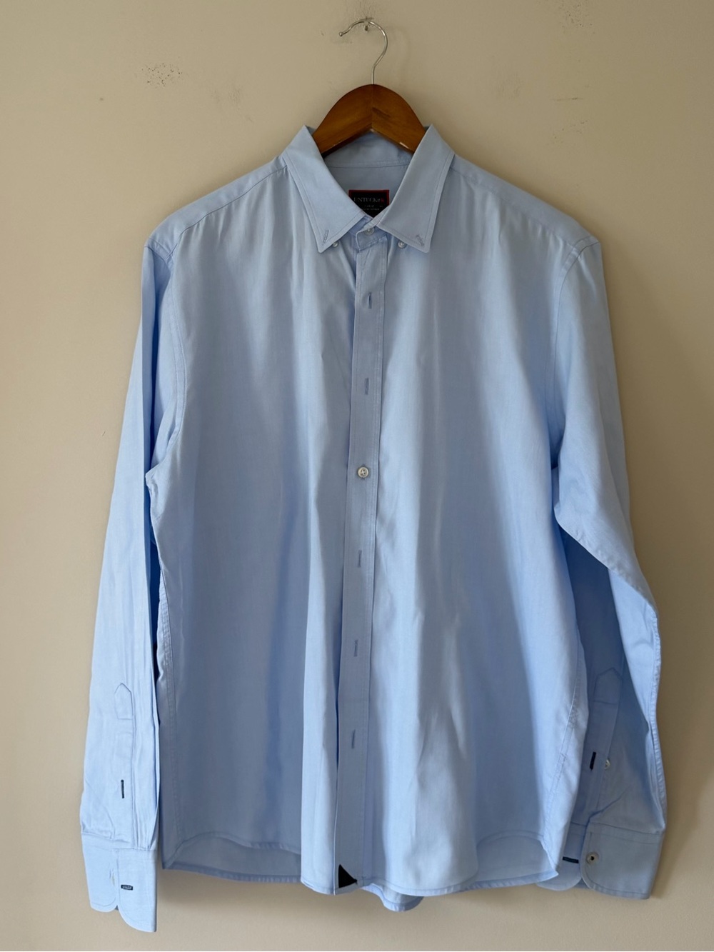 UNTUCKit Light Blue Men's Dress Shirt - Classic Spread Collar Size Large